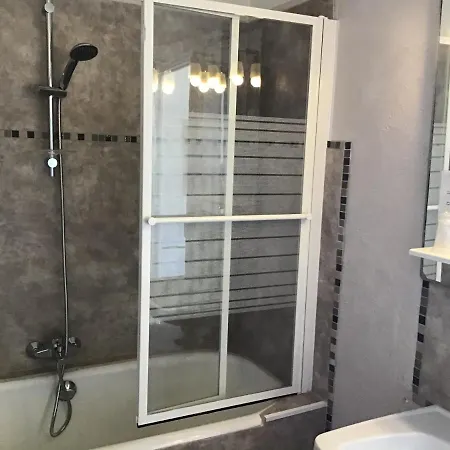 Hotel L'ilot Fleuri Le Lavandou