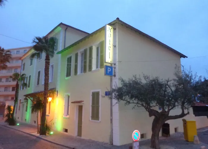 L'ilot Fleuri Ξενοδοχείο Le Lavandou