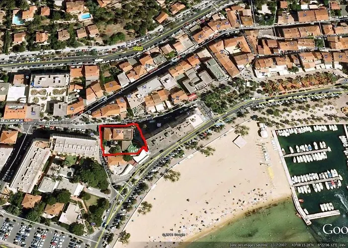 L'ilot Fleuri Ξενοδοχείο 2*