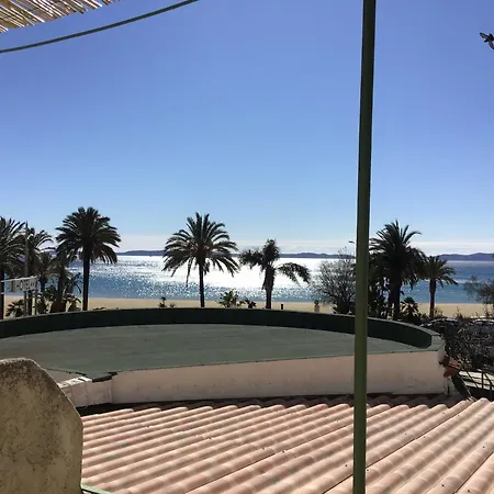 L'ilot Fleuri 2* Le Lavandou